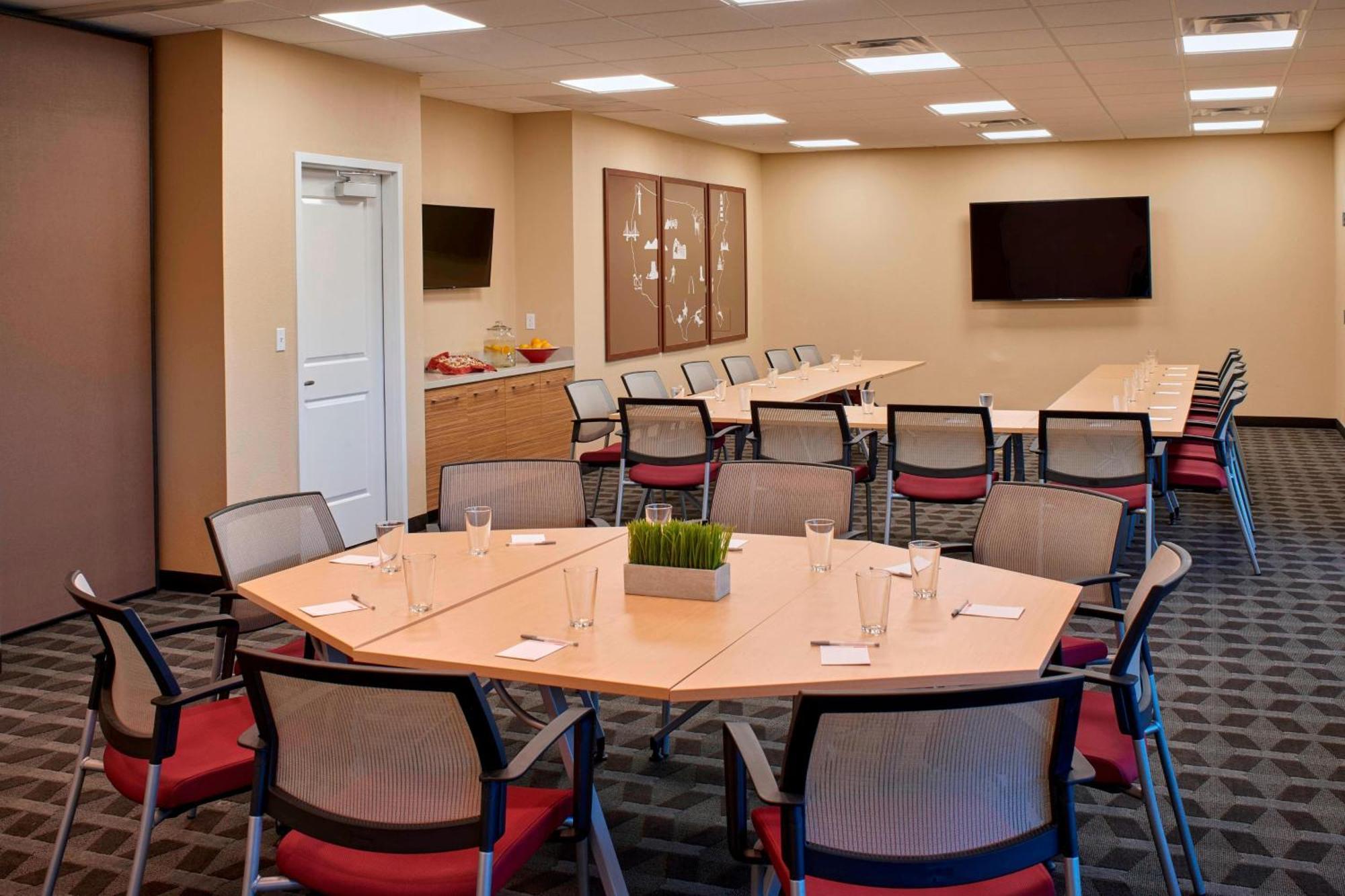 Towneplace Suites By Marriott Richmond Buitenkant foto